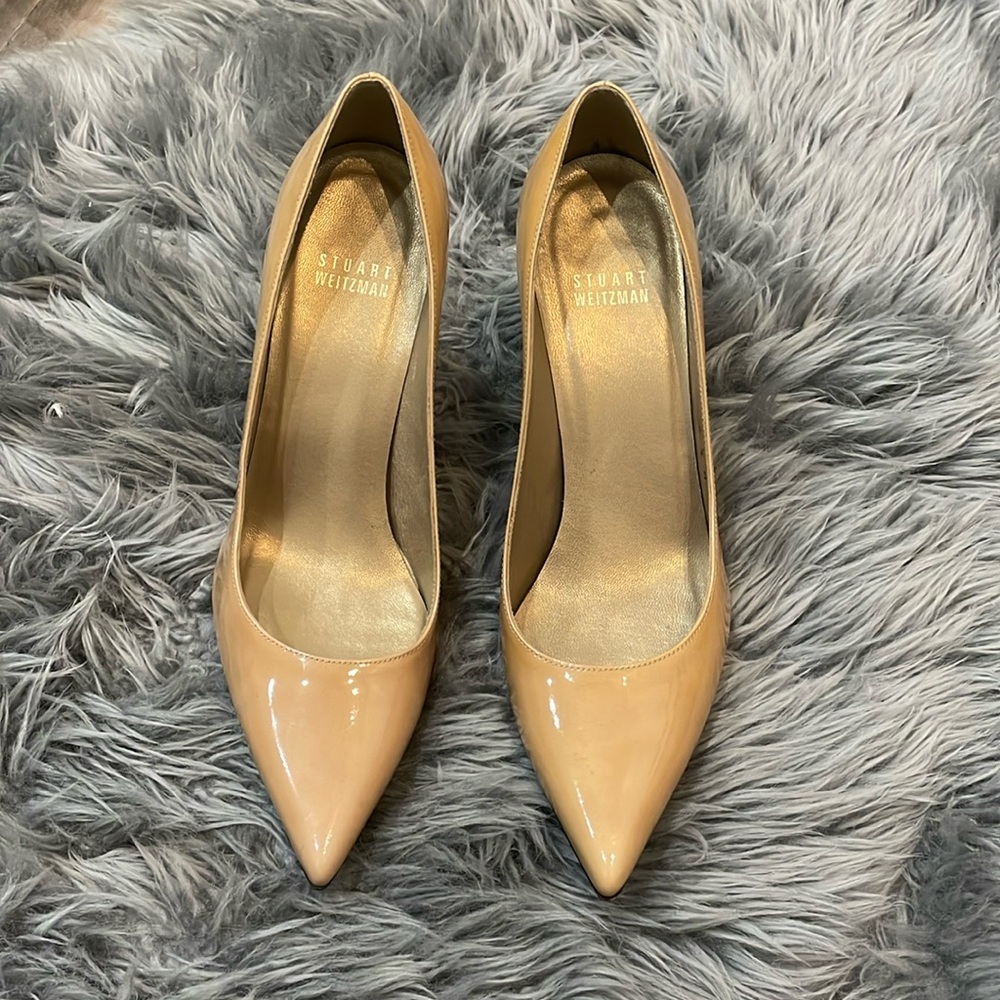 Stuart Weitzman heels. Nude